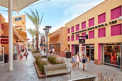 Las Vegas North Premium Outlets .